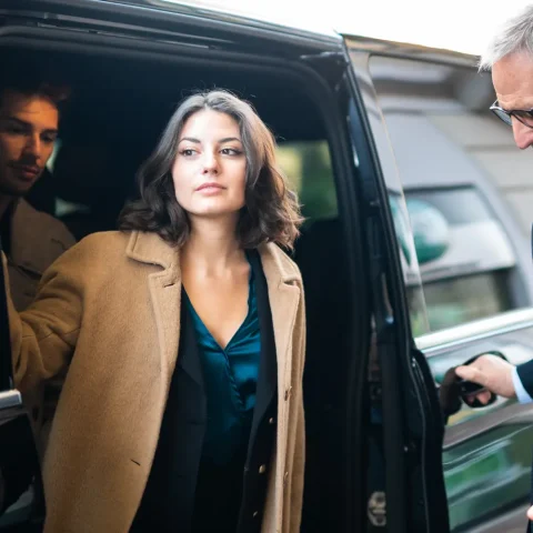 Vip_Limousine_transfer1